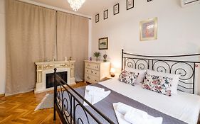 Aristocratic 2Bdrm Central Apartment